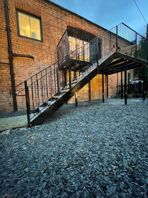 Tank Barn At Brook House, Nestled In The Welsh Hills, A Delightful Retreat Villa Welshpool Eksteriør billede